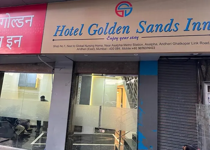 Glitz Hotels Golden Sands - Nr Asalpha Metro Station Mumbai